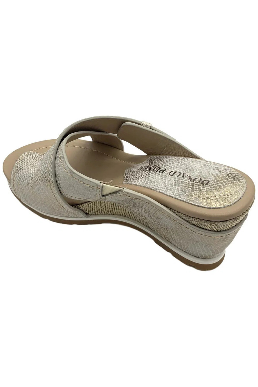 Donald Pliner Women's Irini Crocco Patent Leather Sandal Light Bronze - Medium - Picture 3 of 3